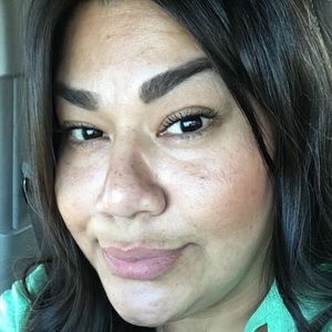 Meet your Posher, Aurora